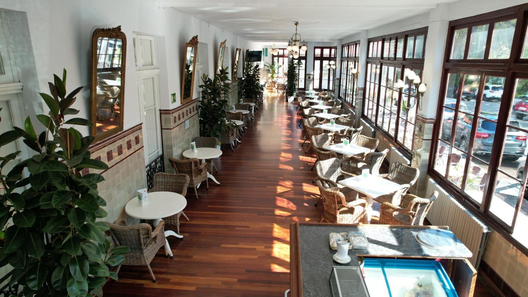 Gran Hotel Balneario De Liérganes Exteriör bild